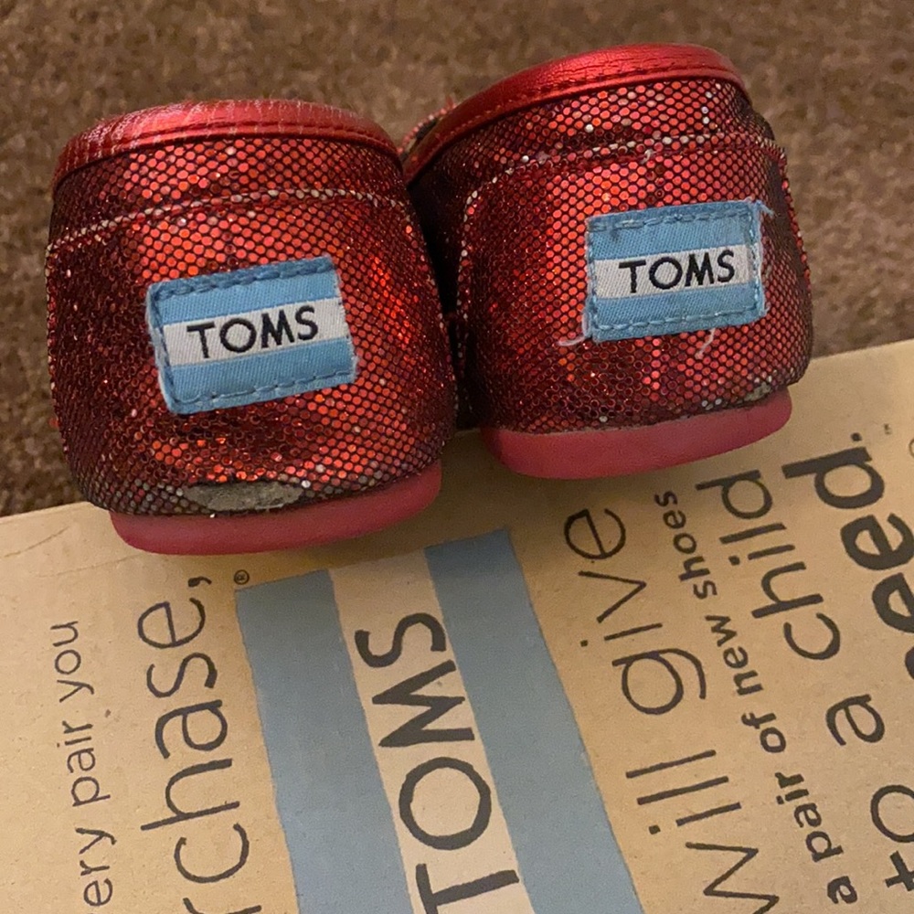 Toms Classics - Picture 2 of 3